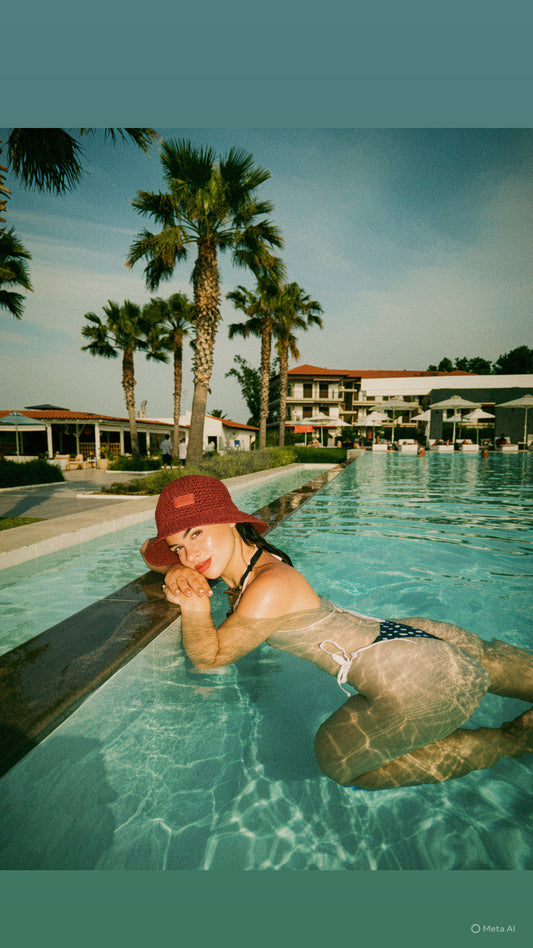 Lola Dot